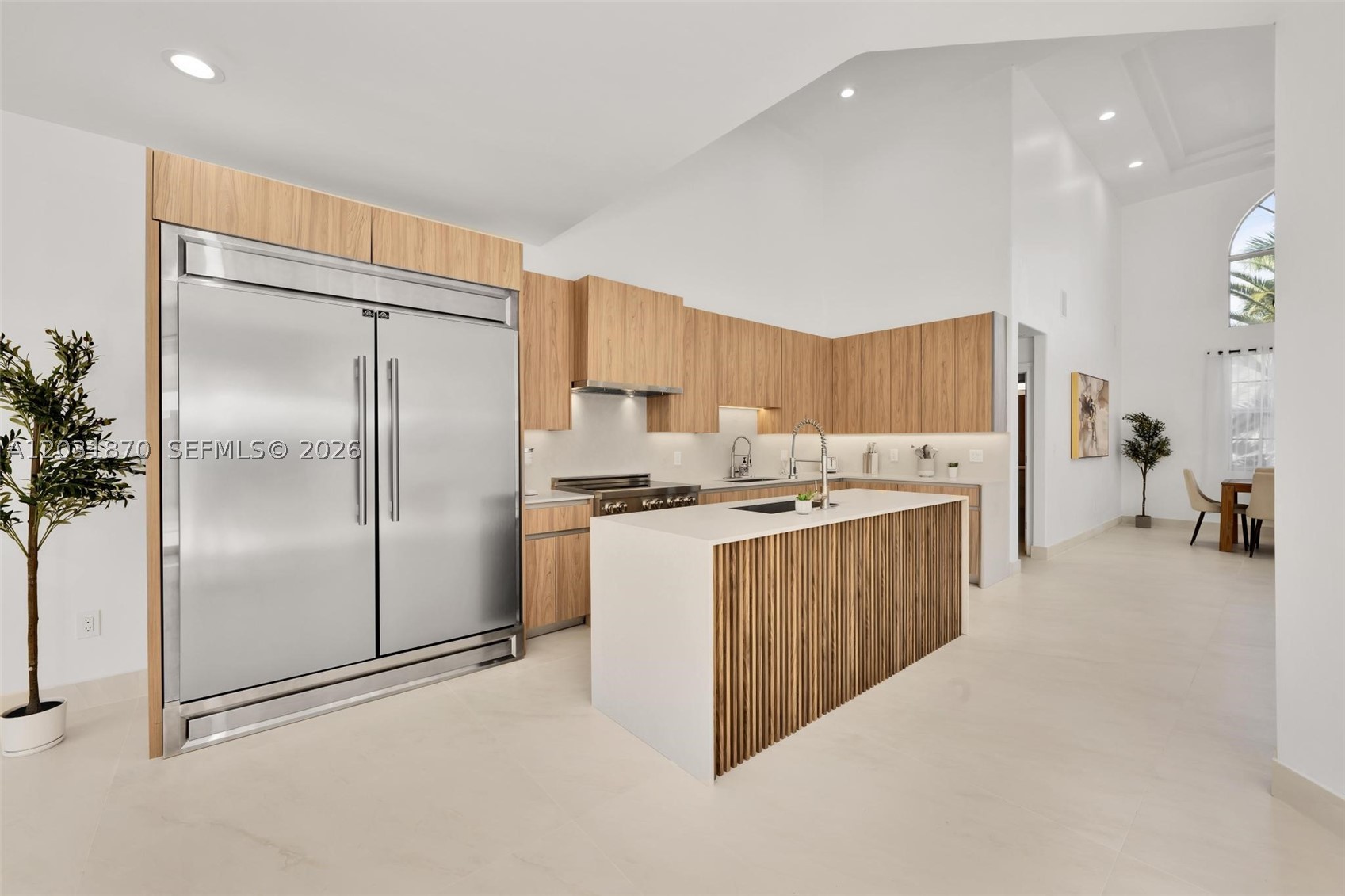 2940 NE 164th St, North Miami Beach FL 33160
