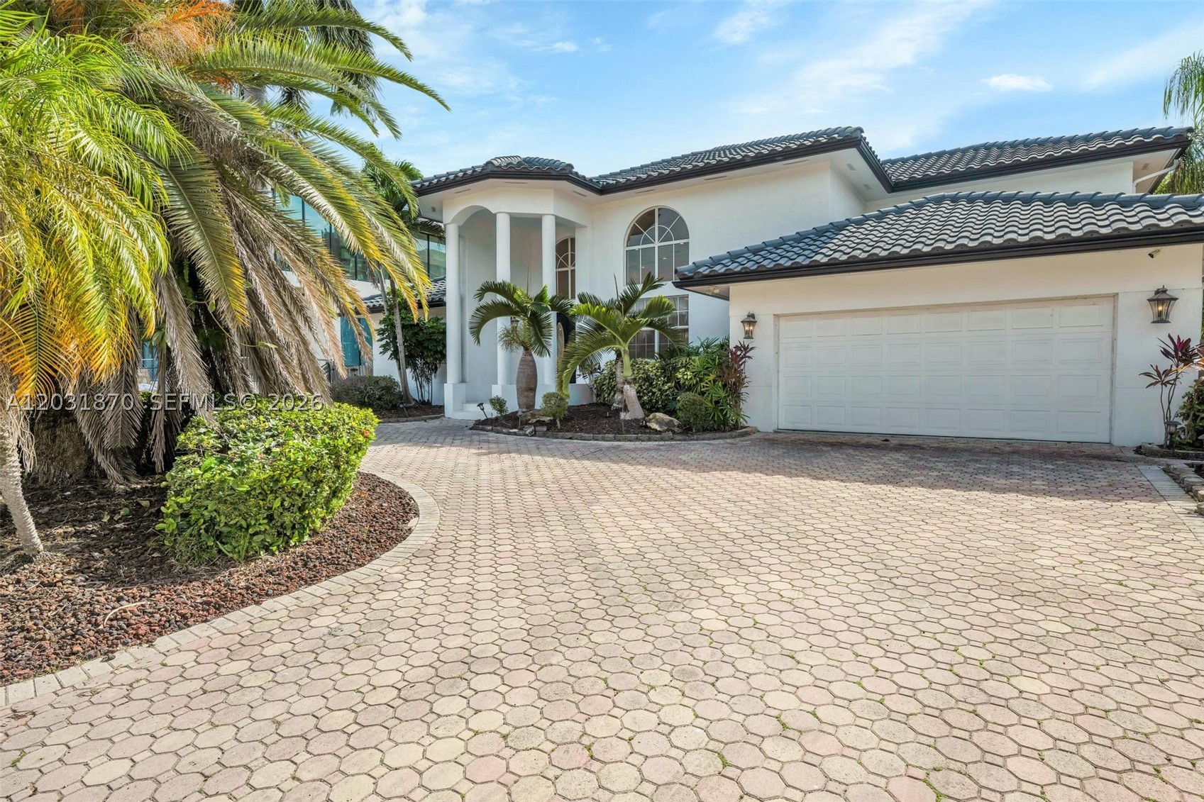 2940 NE 164th St, North Miami Beach FL 33160