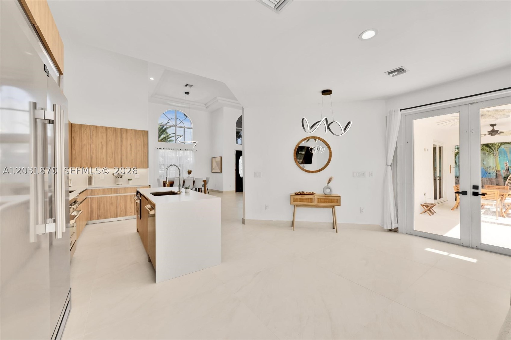 2940 NE 164th St, North Miami Beach FL 33160