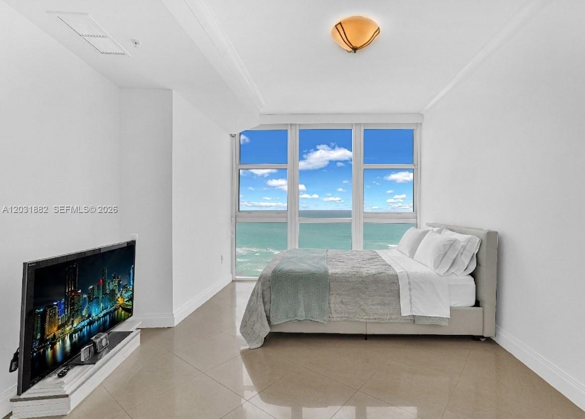 18201 Collins Ave #2008A, Sunny Isles Beach FL 33160