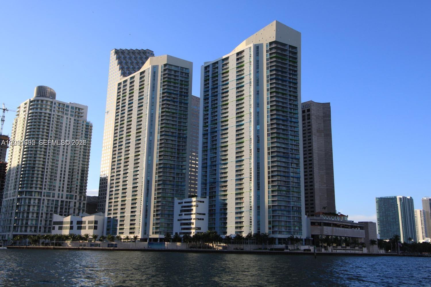 325 S Biscayne Blvd #2824, Miami FL 33131