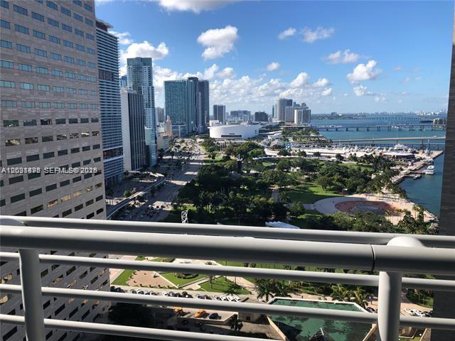 325 S Biscayne Blvd #2824, Miami FL 33131