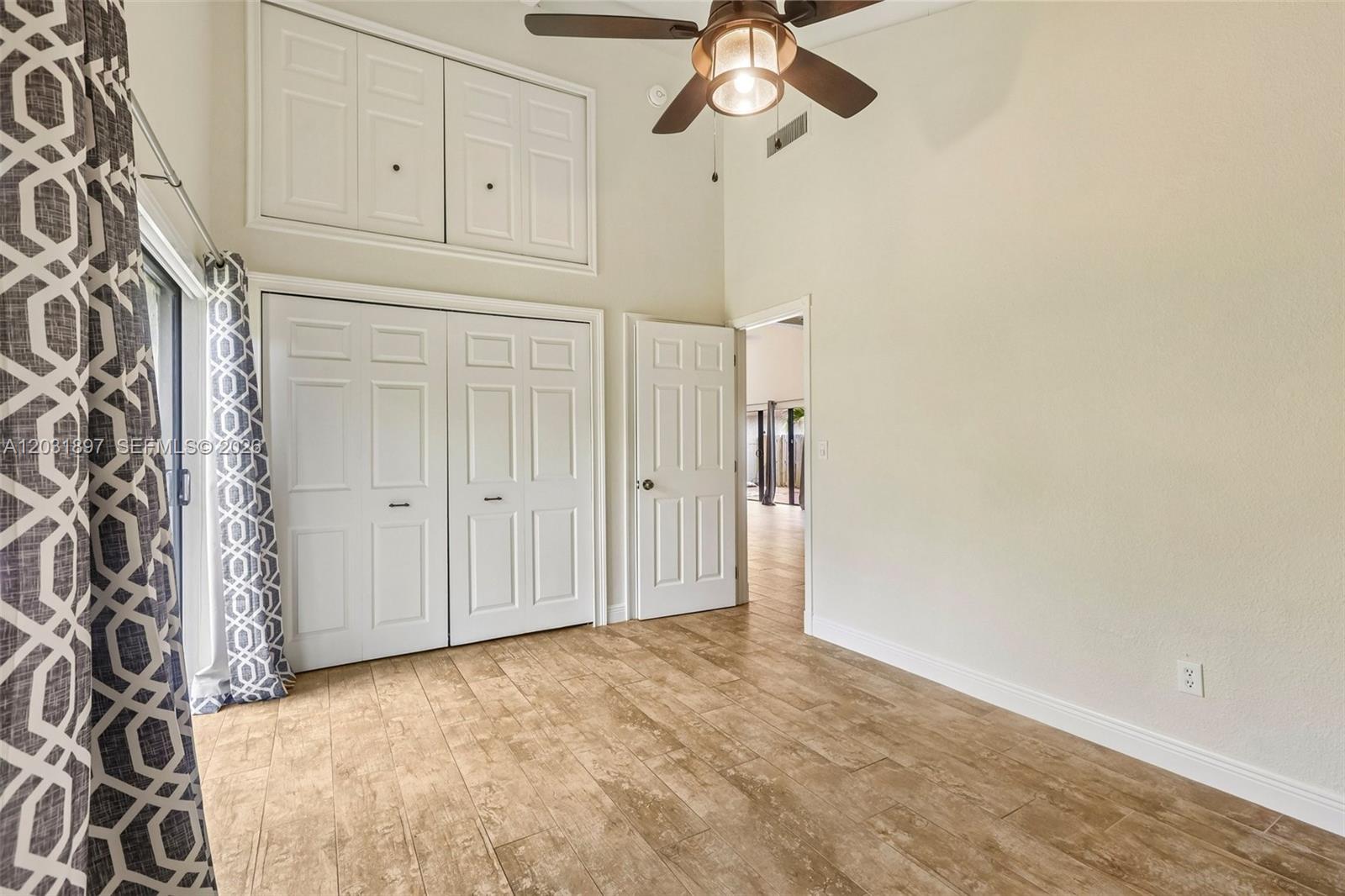 2731 S Parkview Dr, Hallandale Beach FL 33009