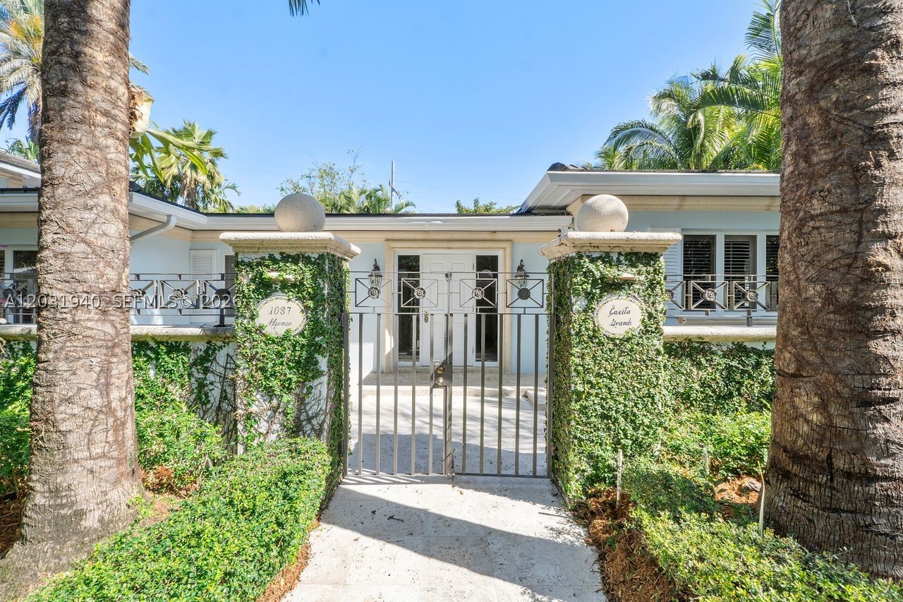 1037 Alfonso Ave, Coral Gables FL 33146