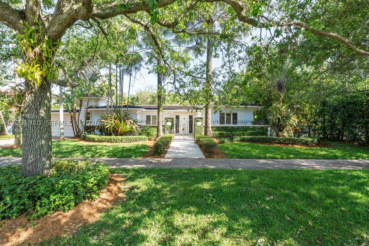 1037 Alfonso Ave, Coral Gables FL 33146