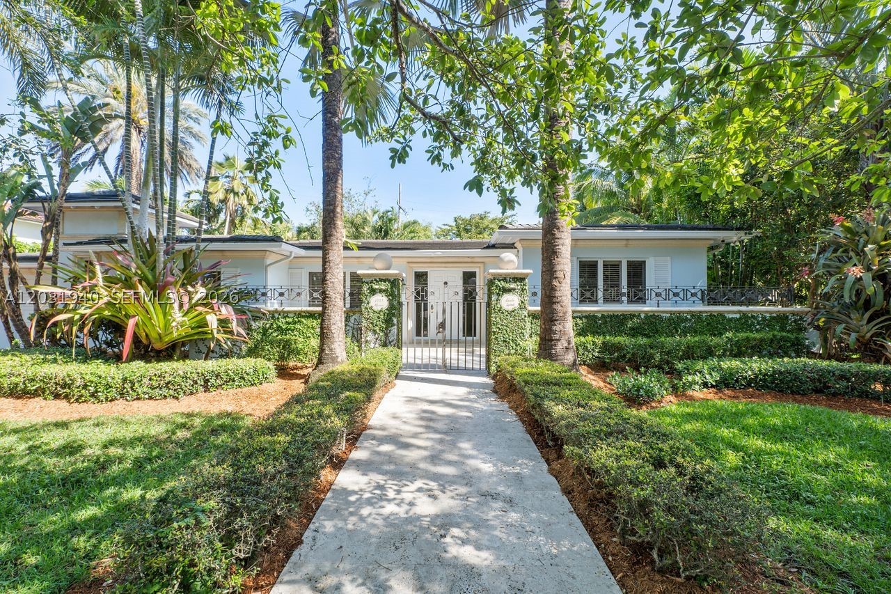 1037 Alfonso Ave, Coral Gables FL 33146