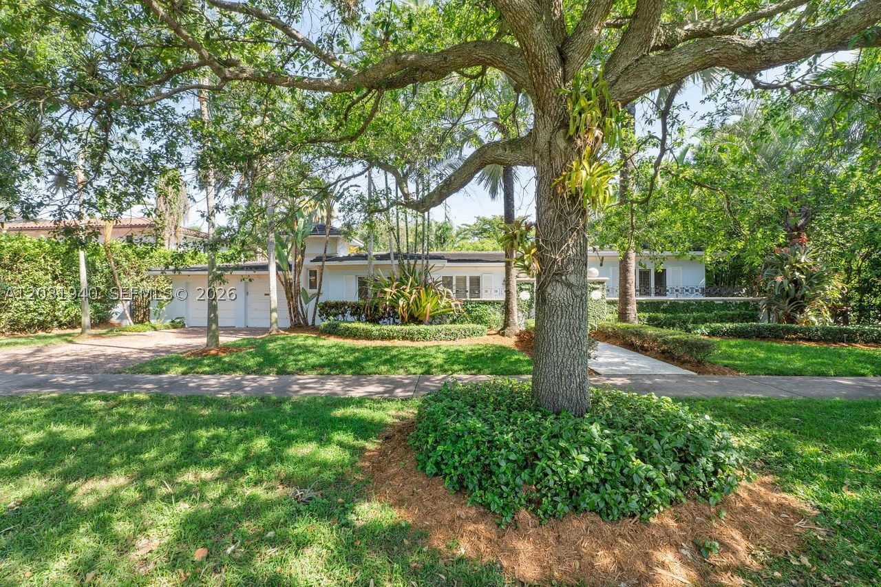 1037 Alfonso Ave, Coral Gables FL 33146