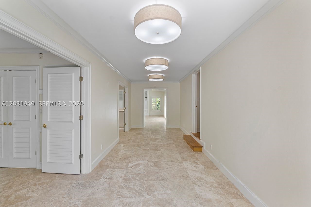 1037 Alfonso Ave, Coral Gables FL 33146