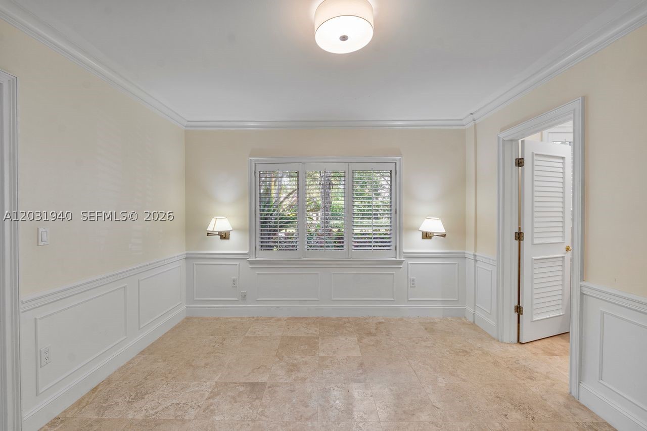 1037 Alfonso Ave, Coral Gables FL 33146