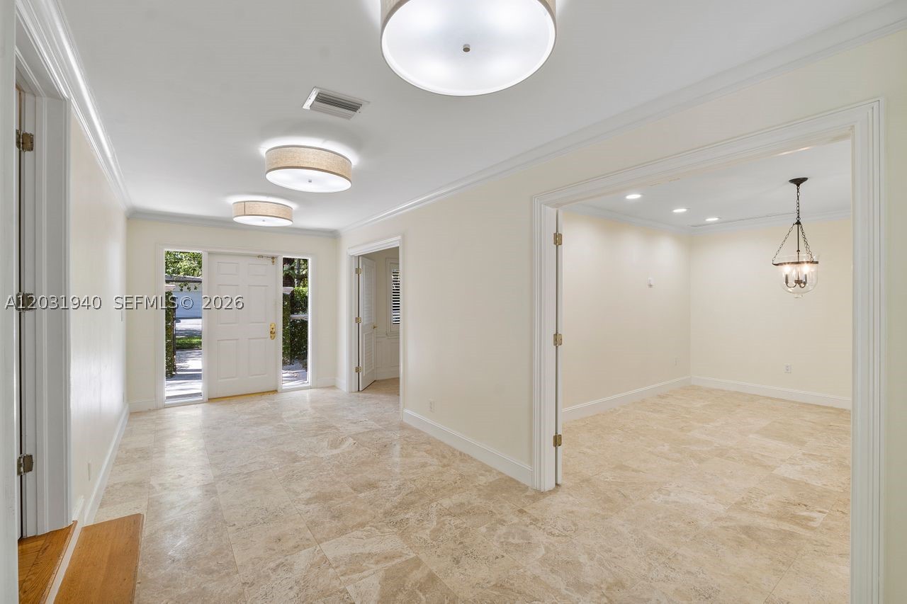 1037 Alfonso Ave, Coral Gables FL 33146