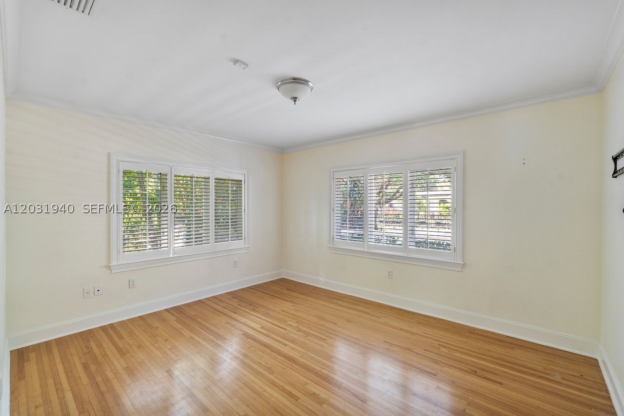 1037 Alfonso Ave, Coral Gables FL 33146