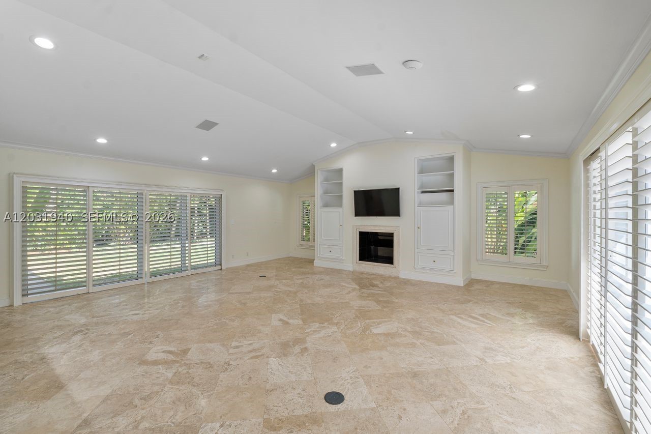 1037 Alfonso Ave, Coral Gables FL 33146