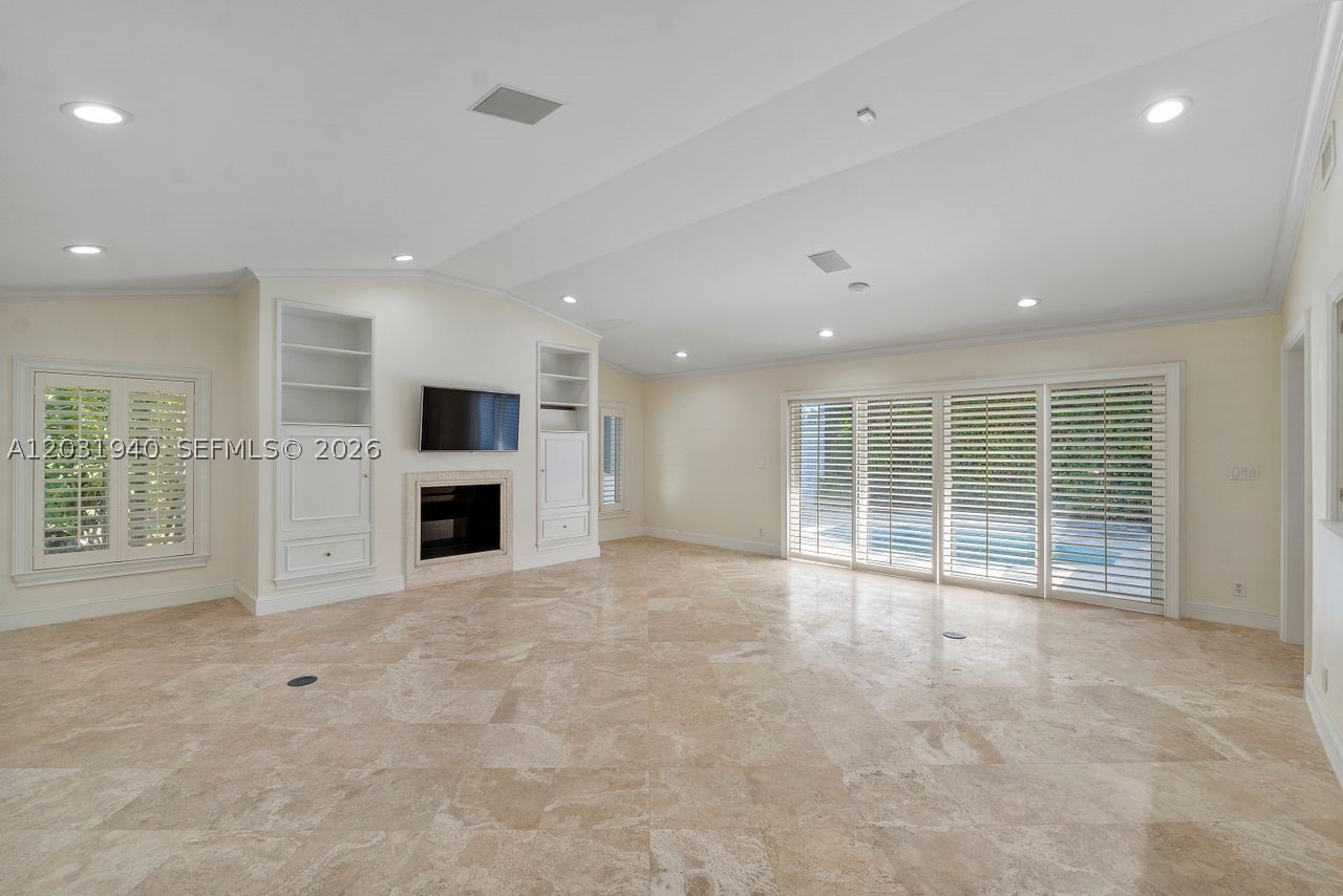1037 Alfonso Ave, Coral Gables FL 33146