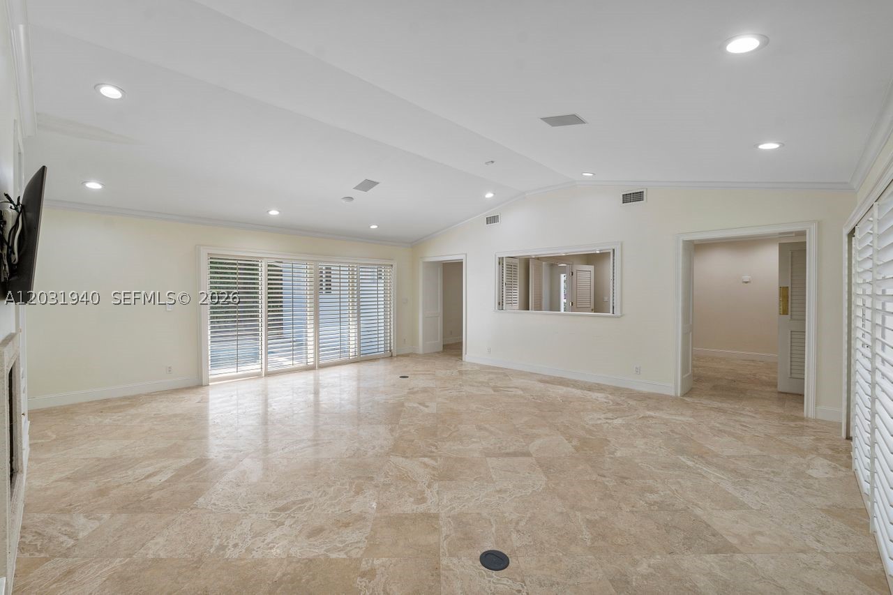 1037 Alfonso Ave, Coral Gables FL 33146