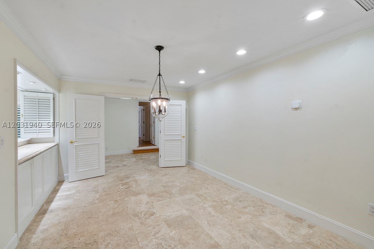 1037 Alfonso Ave, Coral Gables FL 33146