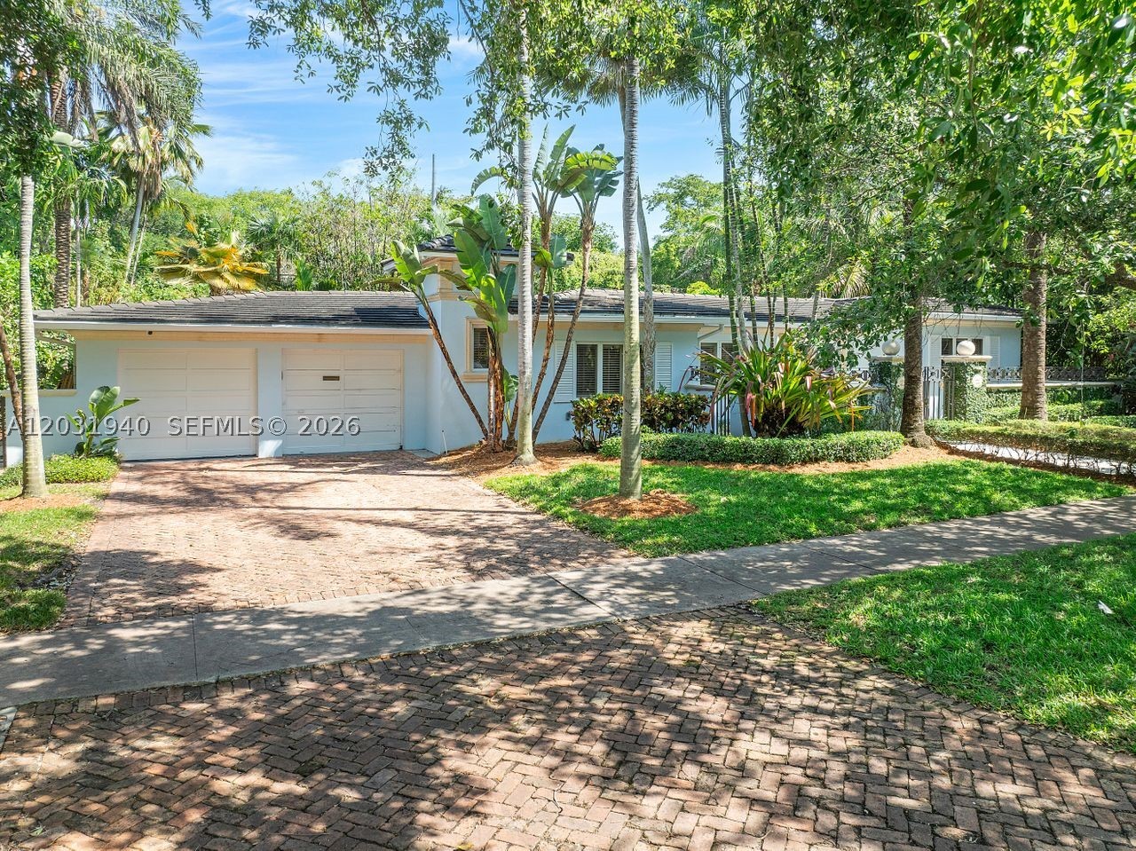 1037 Alfonso Ave, Coral Gables FL 33146