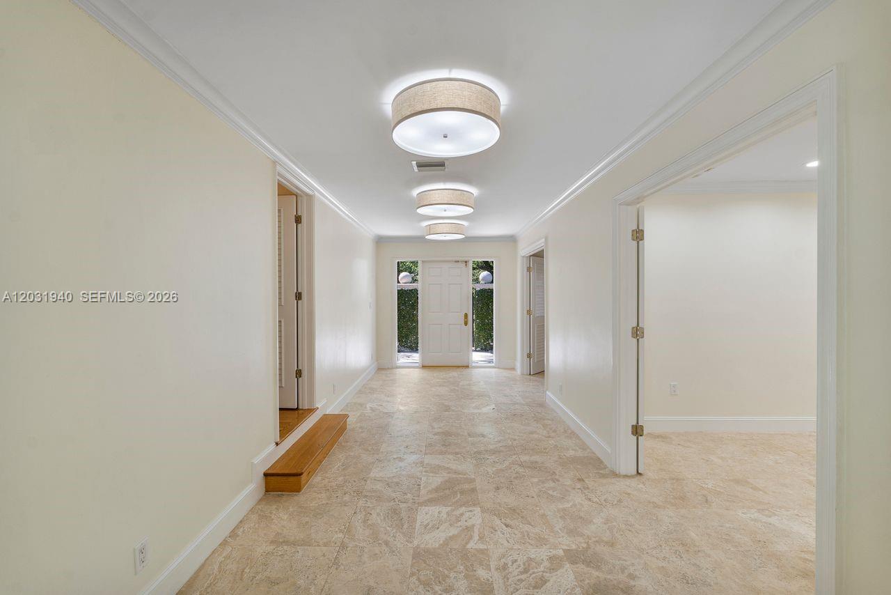 1037 Alfonso Ave, Coral Gables FL 33146