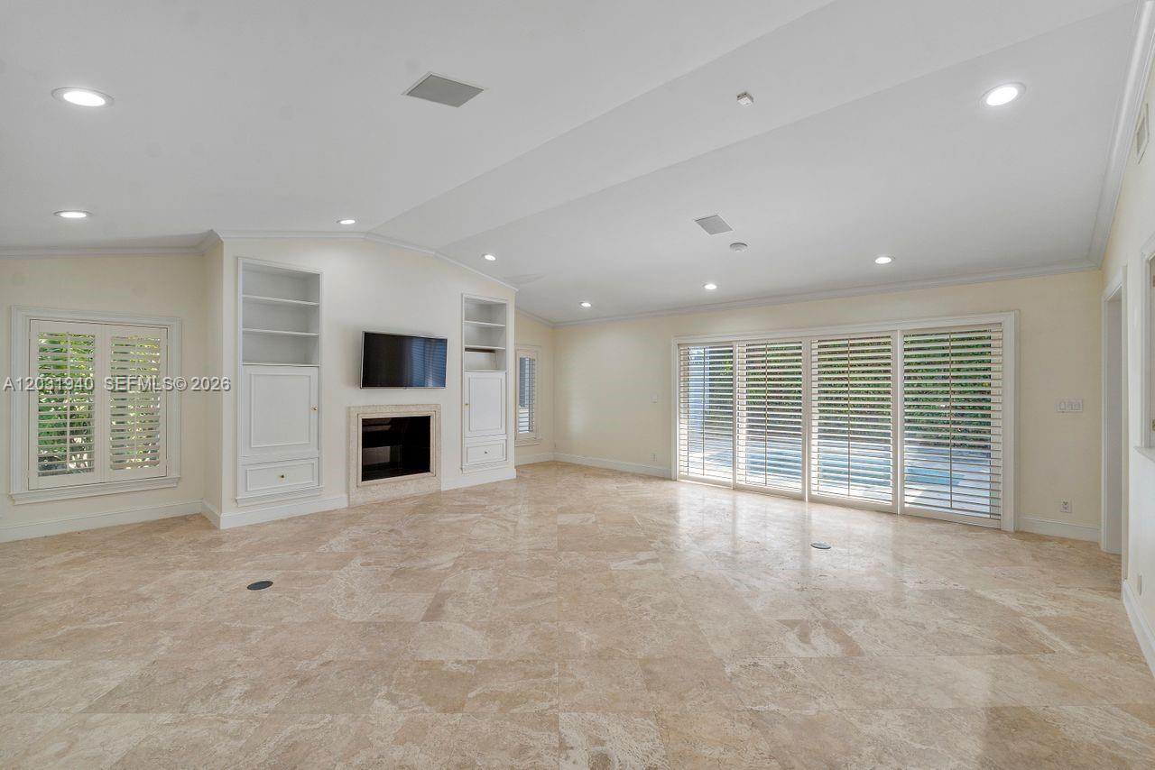 1037 Alfonso Ave, Coral Gables FL 33146