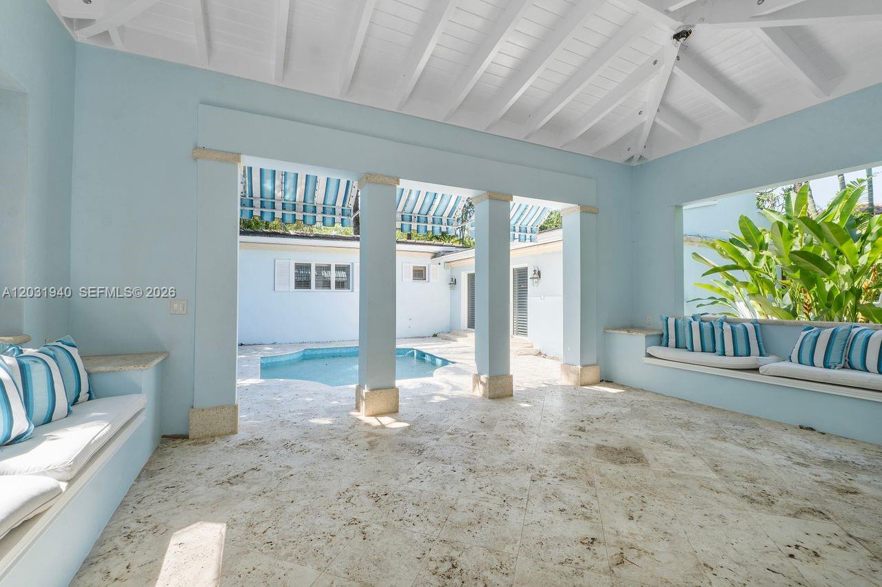 1037 Alfonso Ave, Coral Gables FL 33146