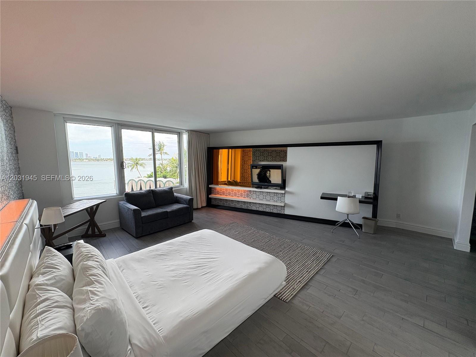 1100 West Ave #418, Miami Beach FL 33139