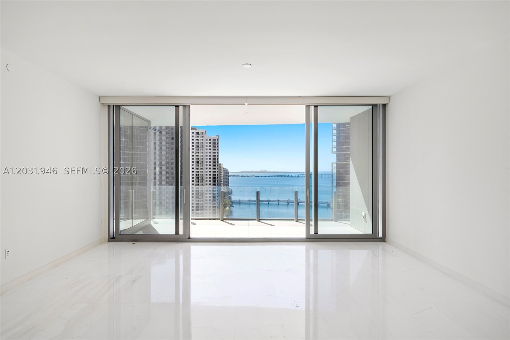300 Biscayne Blvd Way #1904C, Miami FL 33131