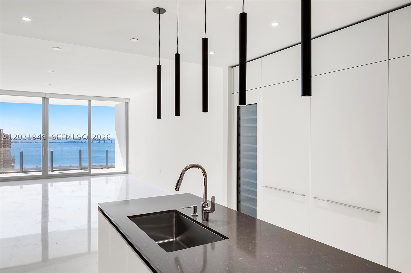 300 Biscayne Blvd Way #1904C, Miami FL 33131