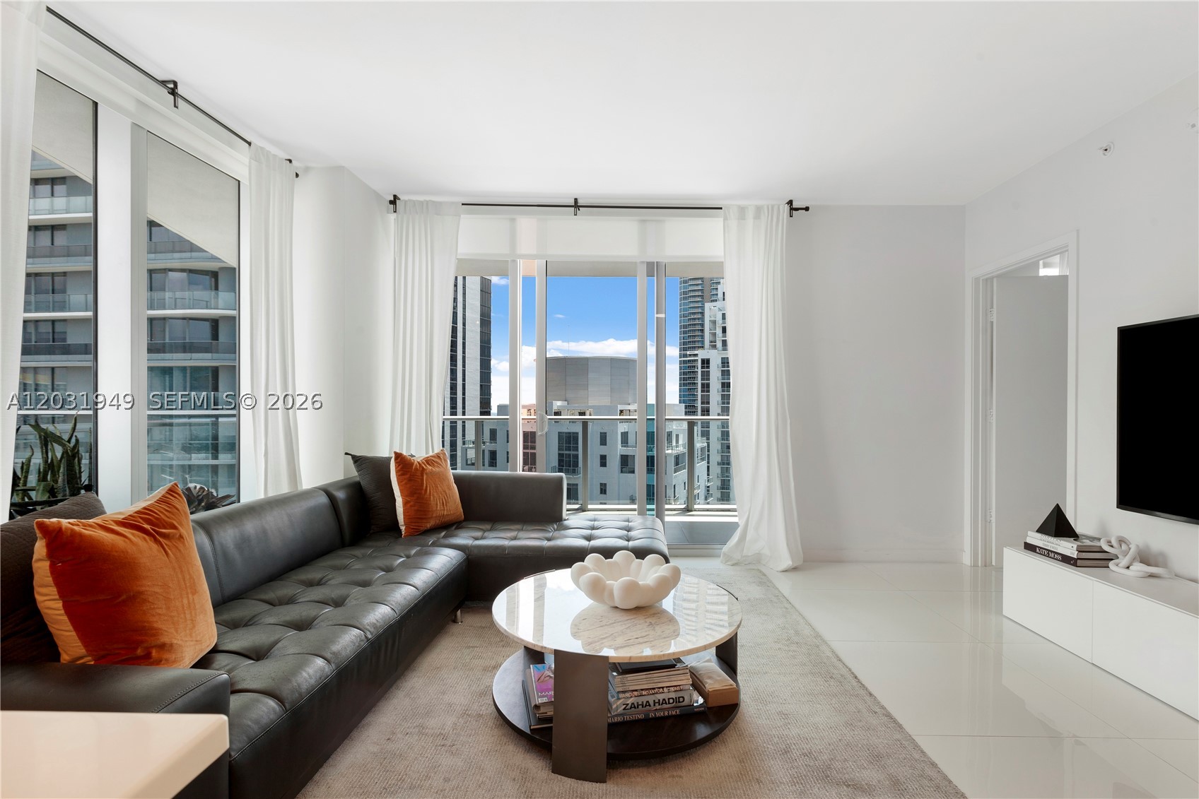 1100 S Miami Ave #3810, Miami FL 33130