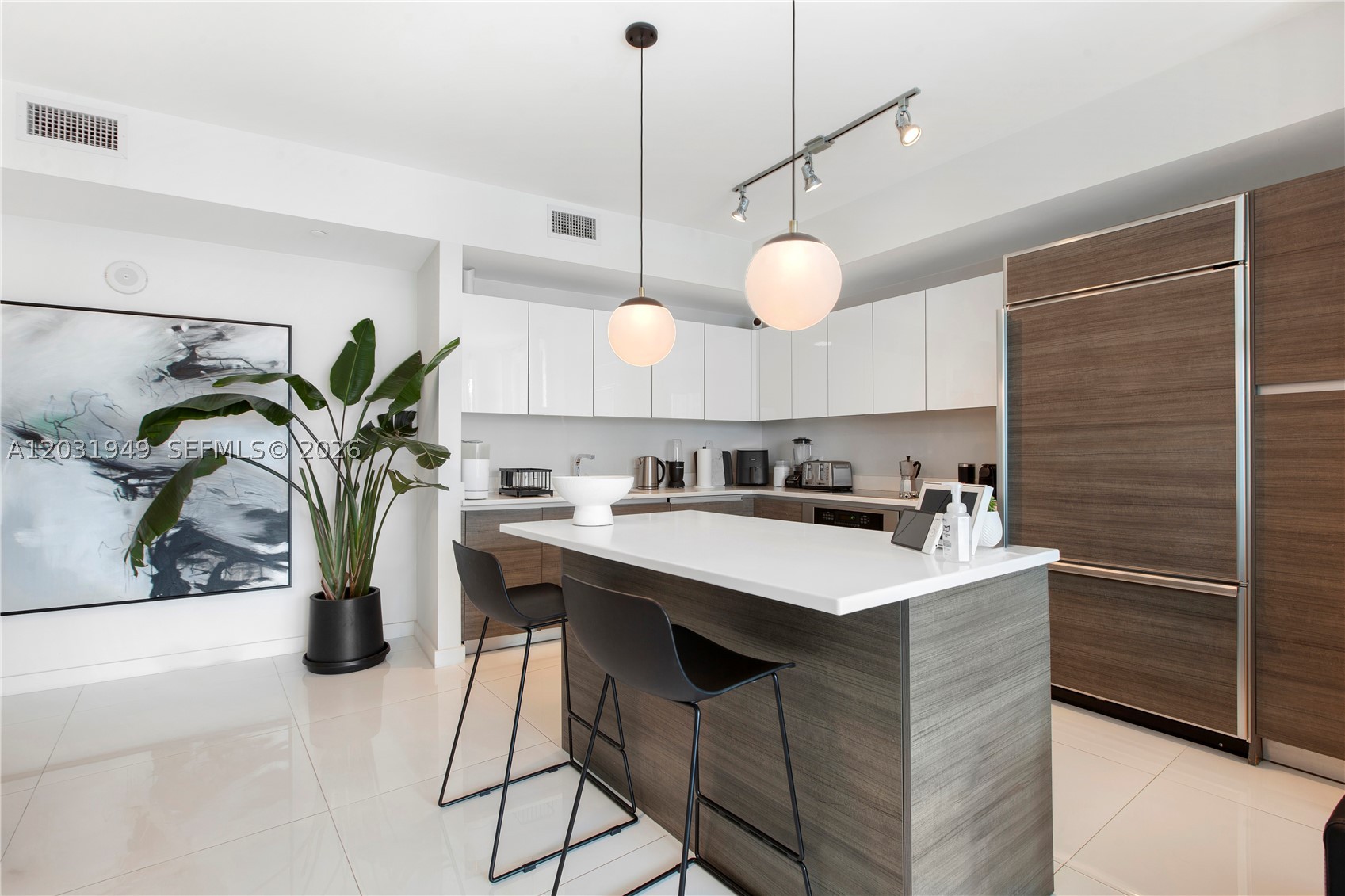 1100 S Miami Ave #3810, Miami FL 33130