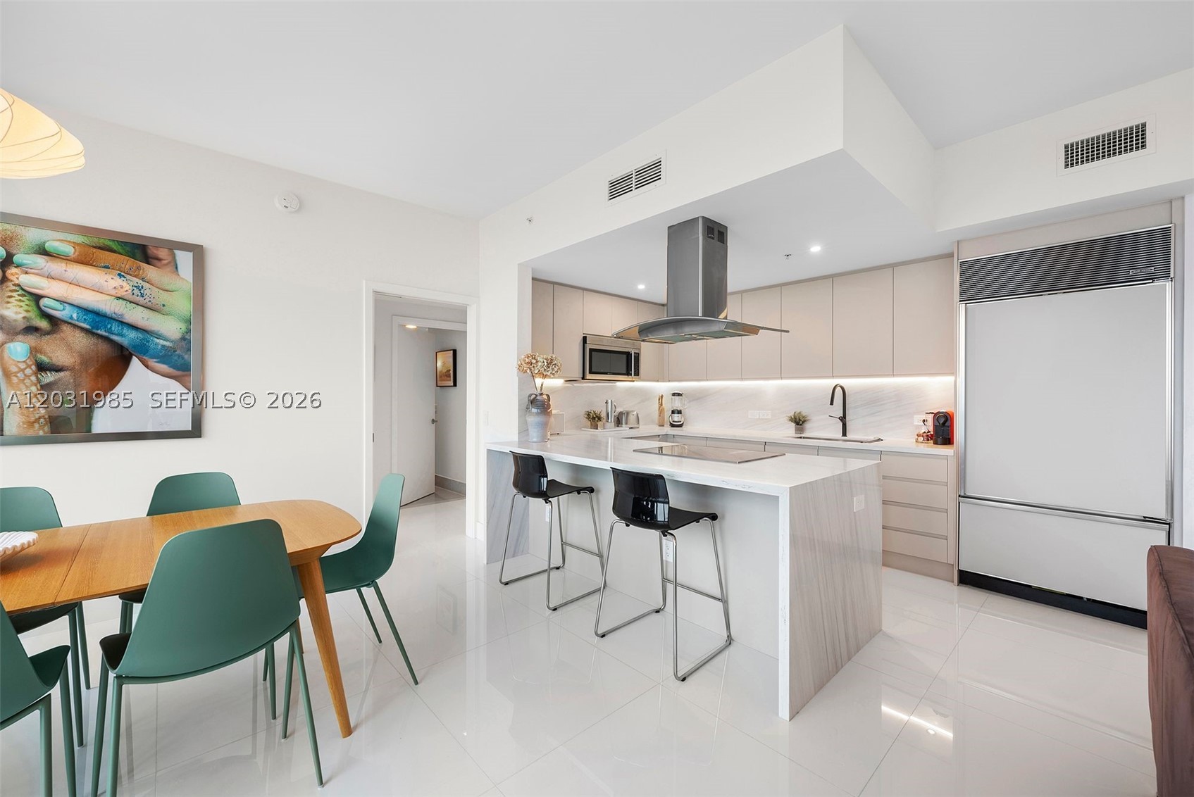 6899 Collins Ave #1903, Miami Beach FL 33141