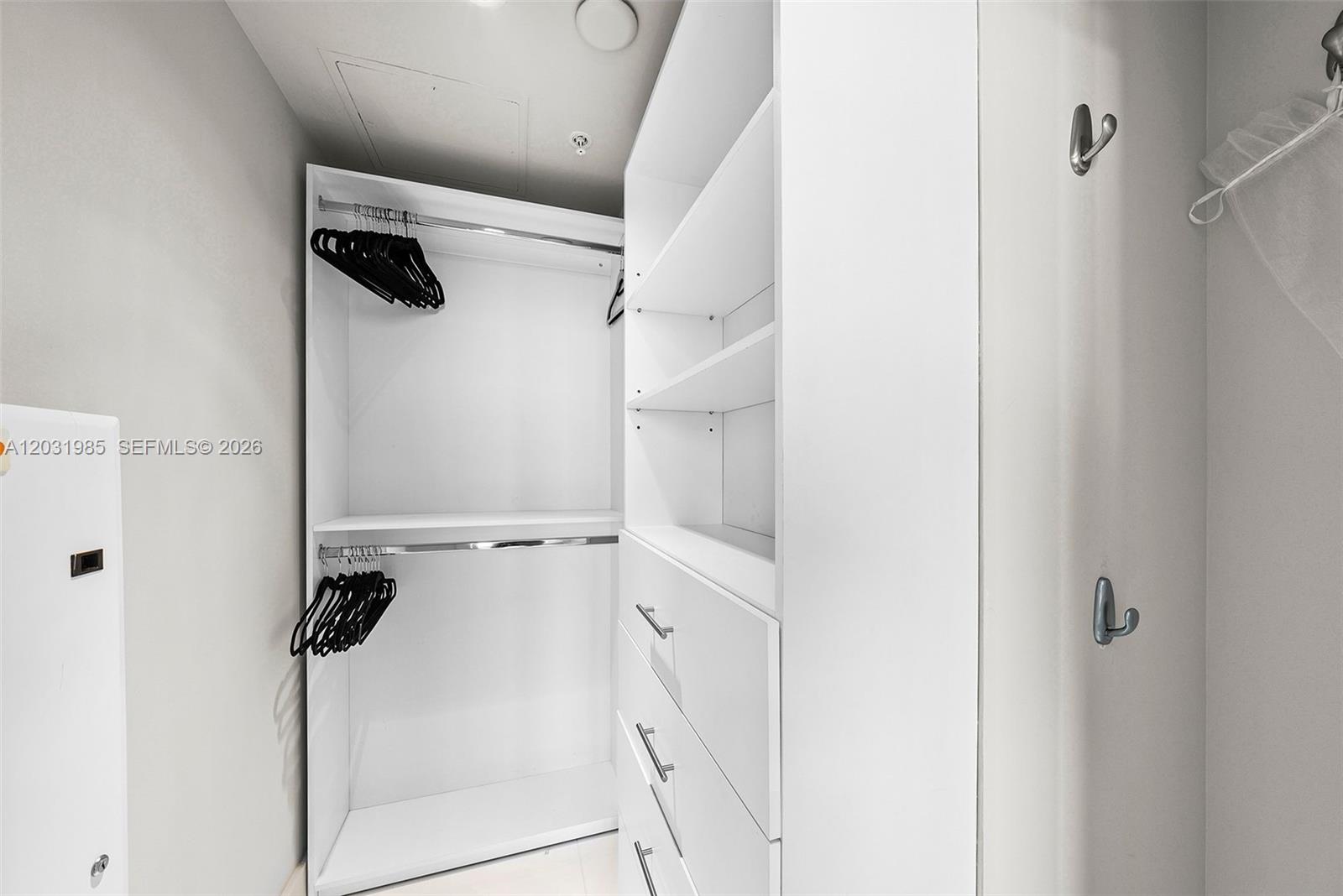6899 Collins Ave #1903, Miami Beach FL 33141