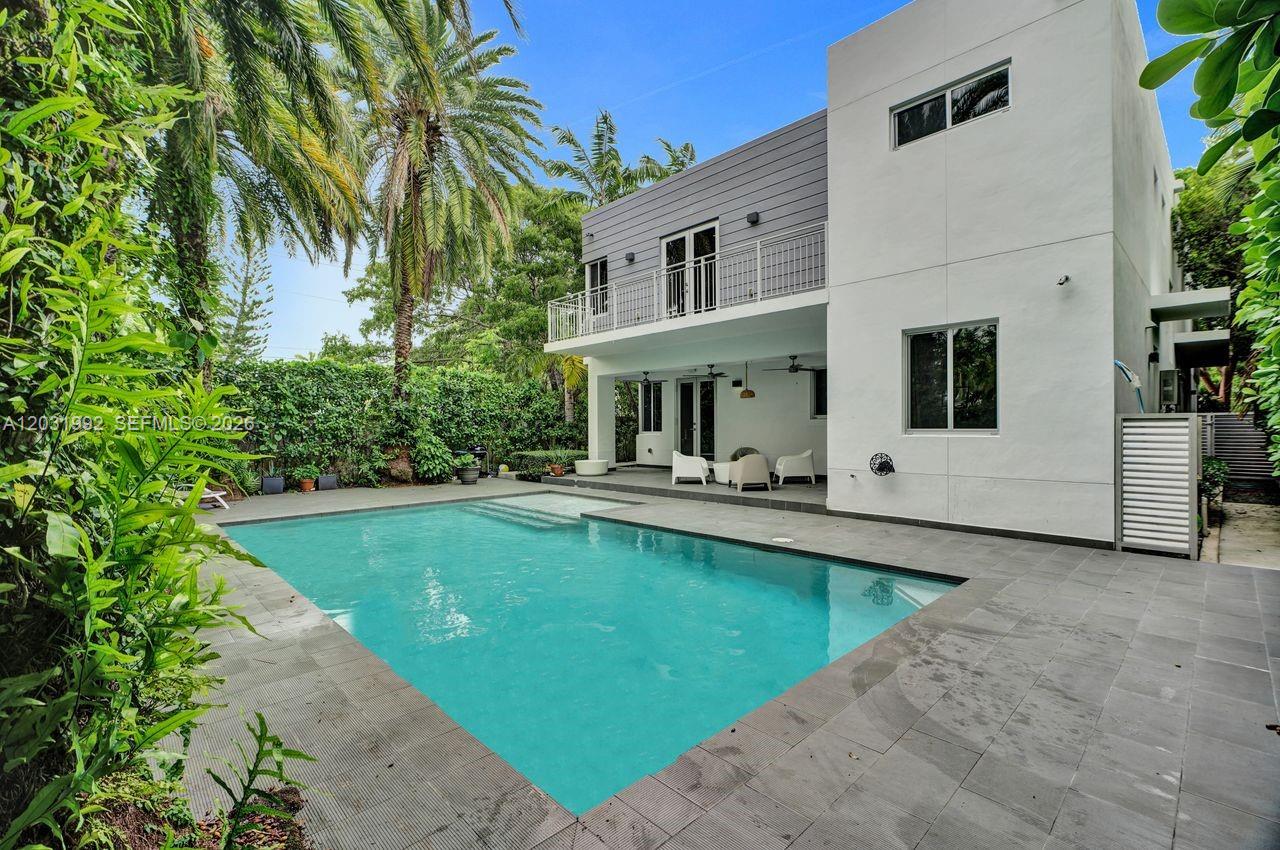 6340 SW 80th St, Miami FL 33143
