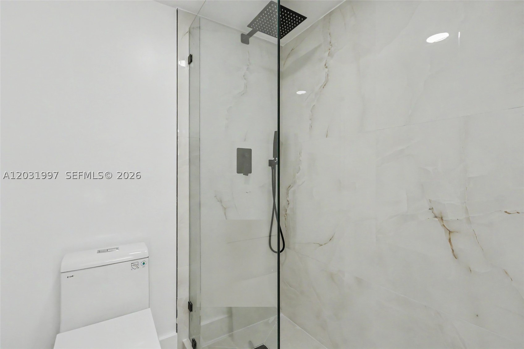 445 SW 11th St #102, Miami FL 33130