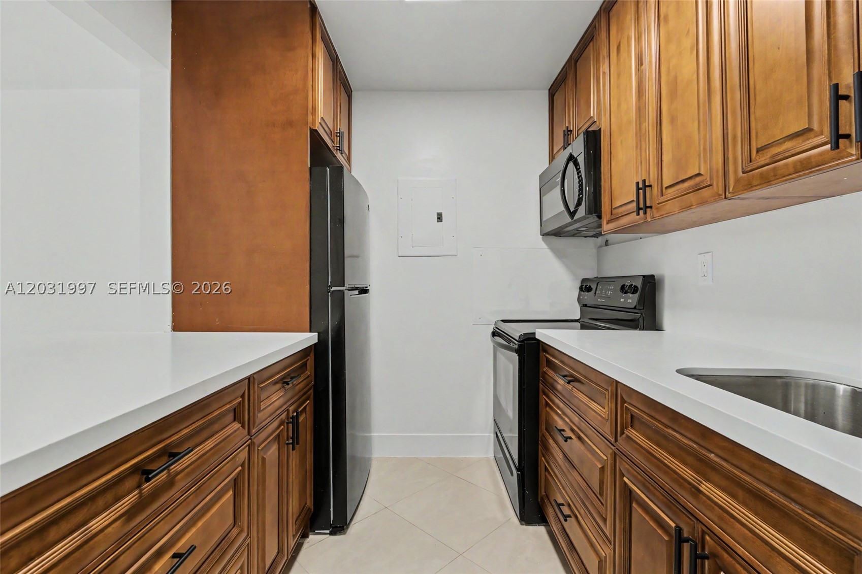 445 SW 11th St #102, Miami FL 33130