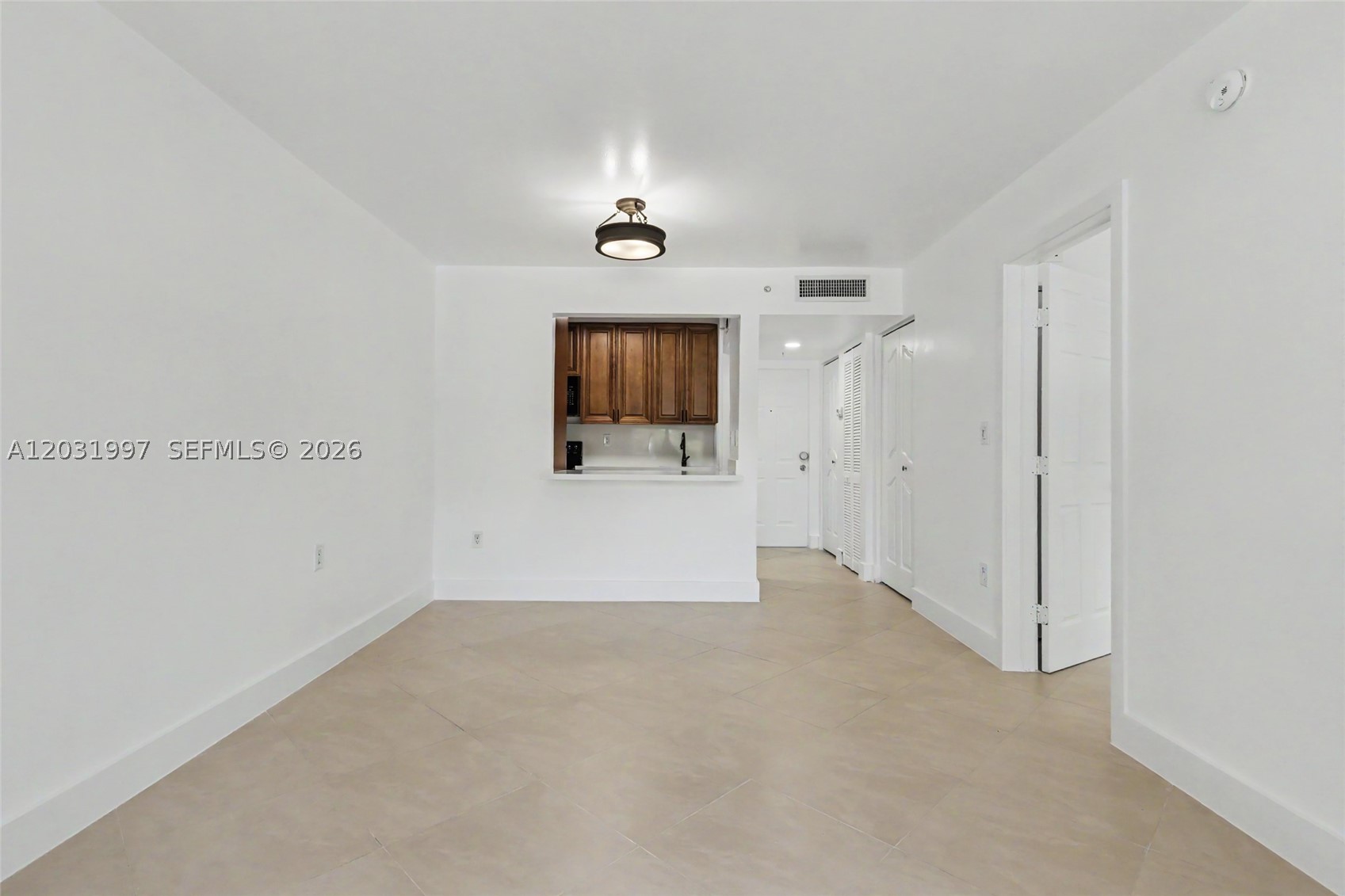 445 SW 11th St #102, Miami FL 33130