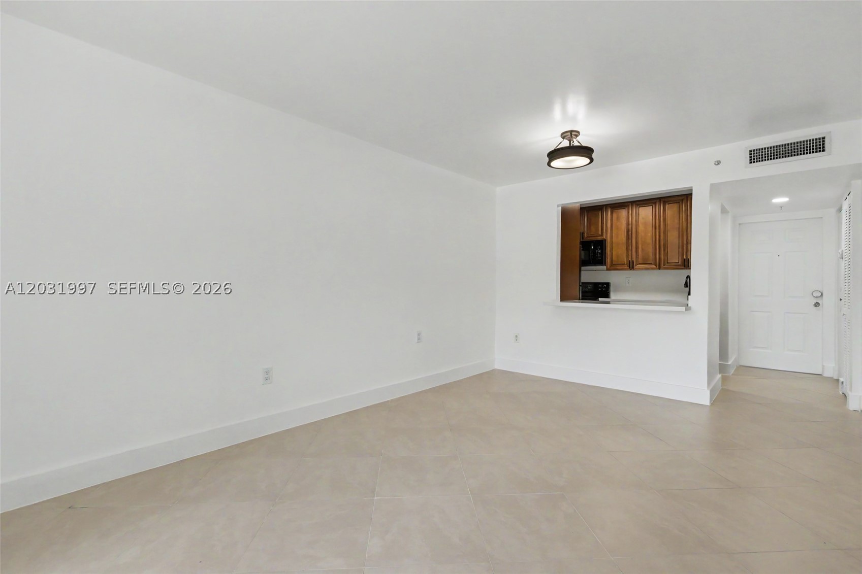 445 SW 11th St #102, Miami FL 33130