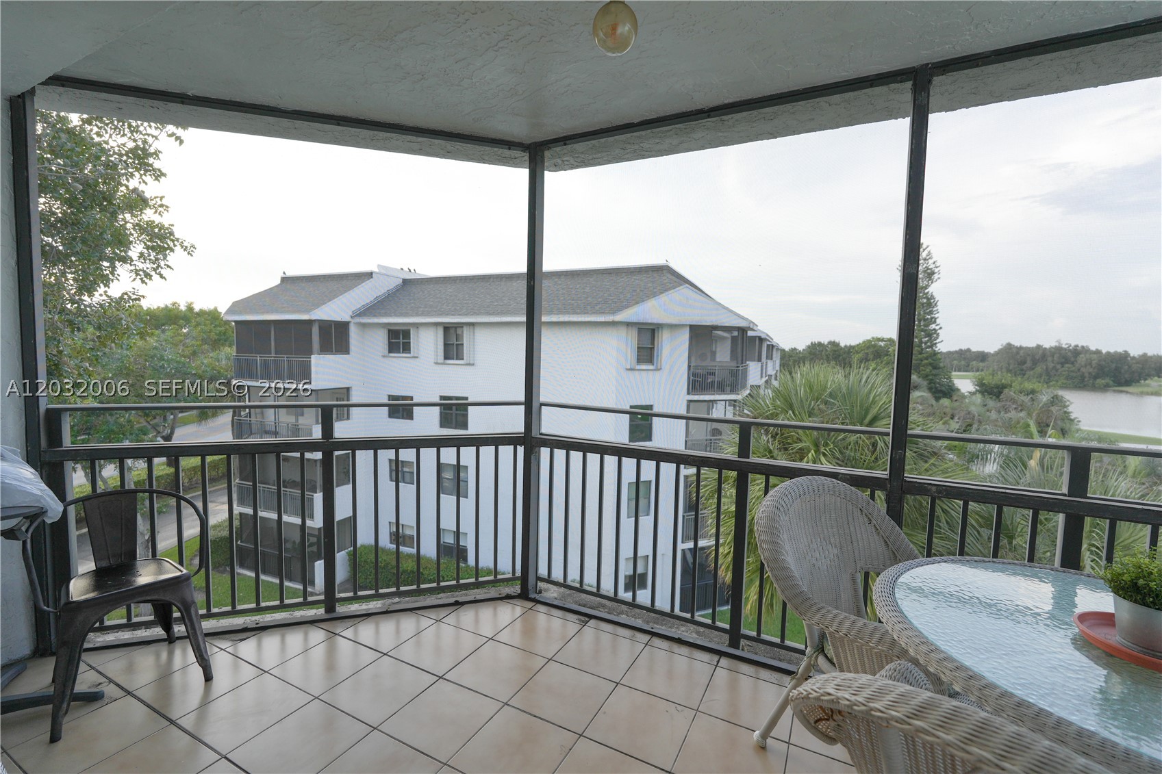 16051 Blatt Blvd #401, Weston FL 33326