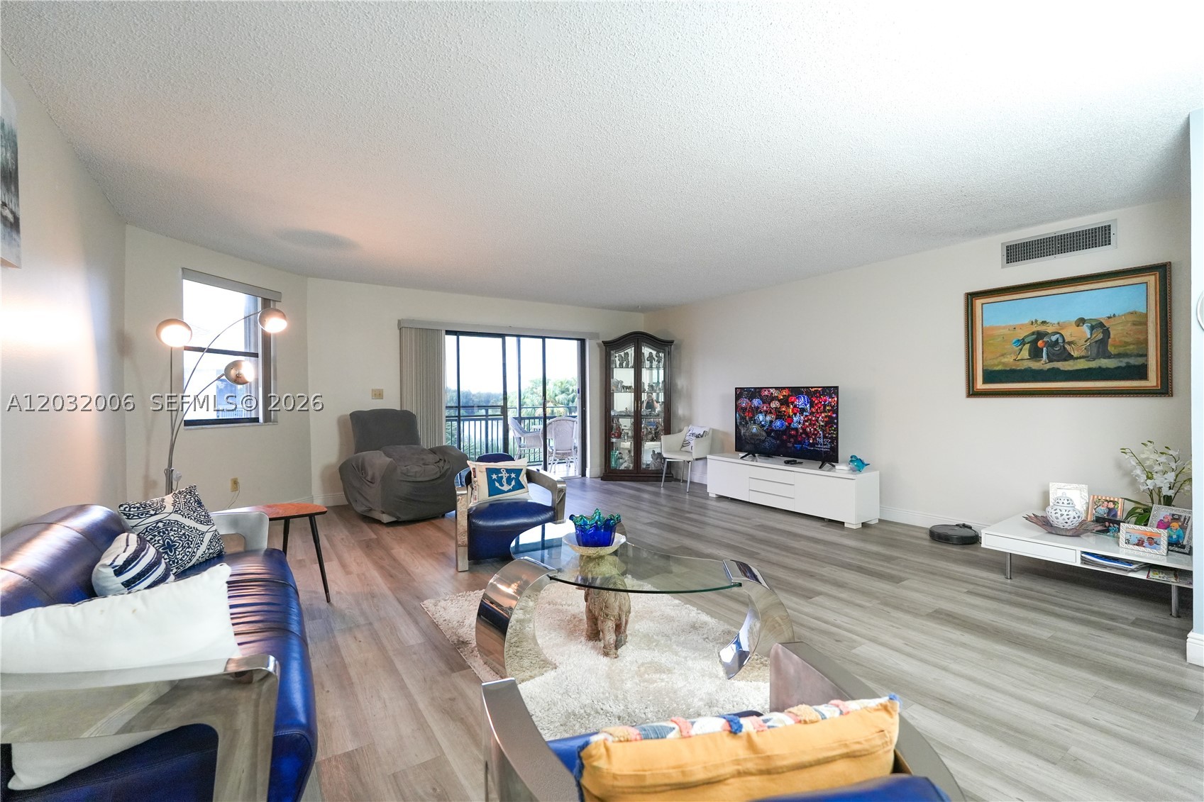 16051 Blatt Blvd #401, Weston FL 33326