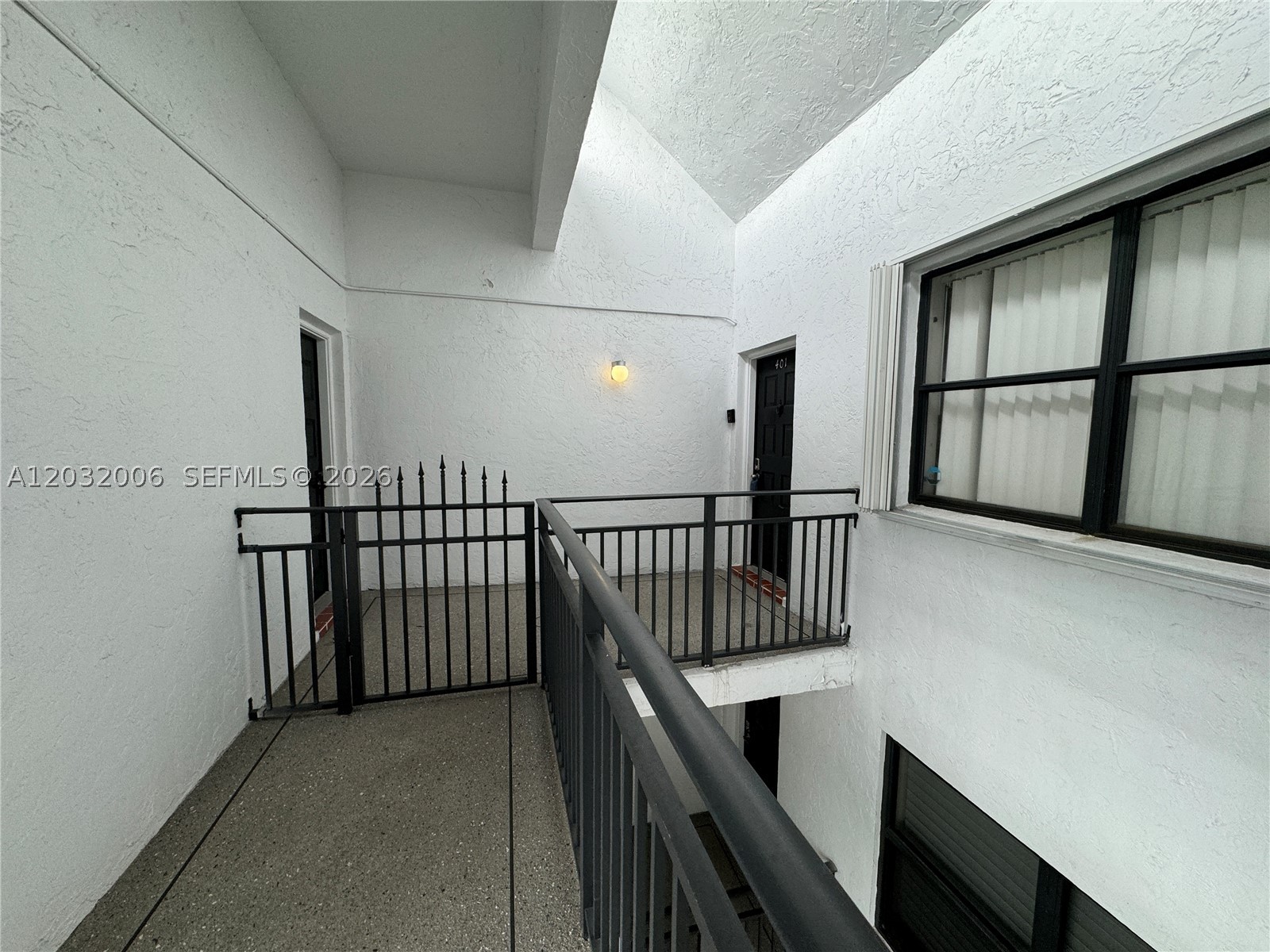 16051 Blatt Blvd #401, Weston FL 33326