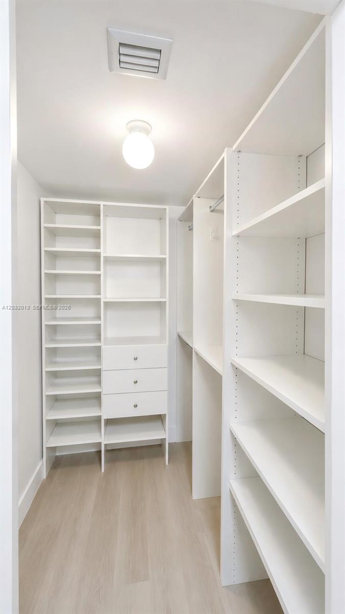 1 Glen Royal Pkwy #1210, Miami FL 33125