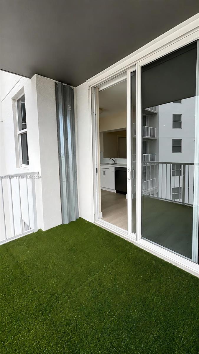 1 Glen Royal Pkwy #1210, Miami FL 33125