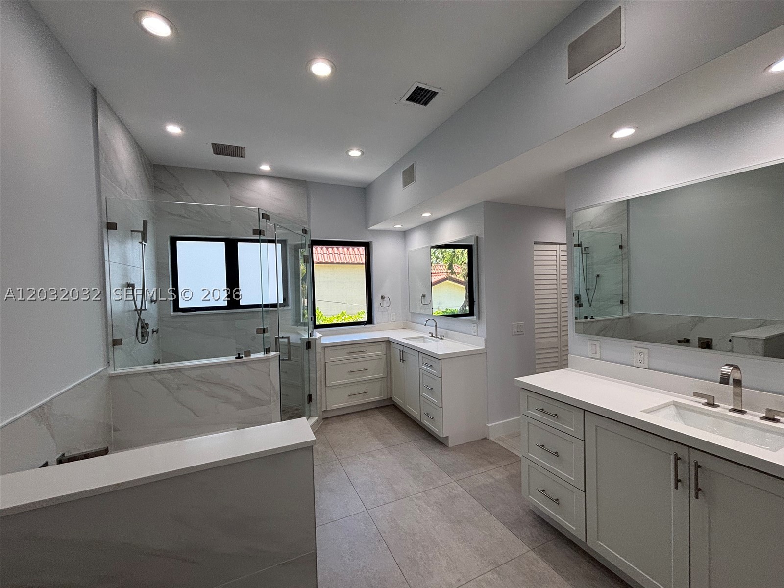 6220 SW 144th St, Coral Gables FL 33158