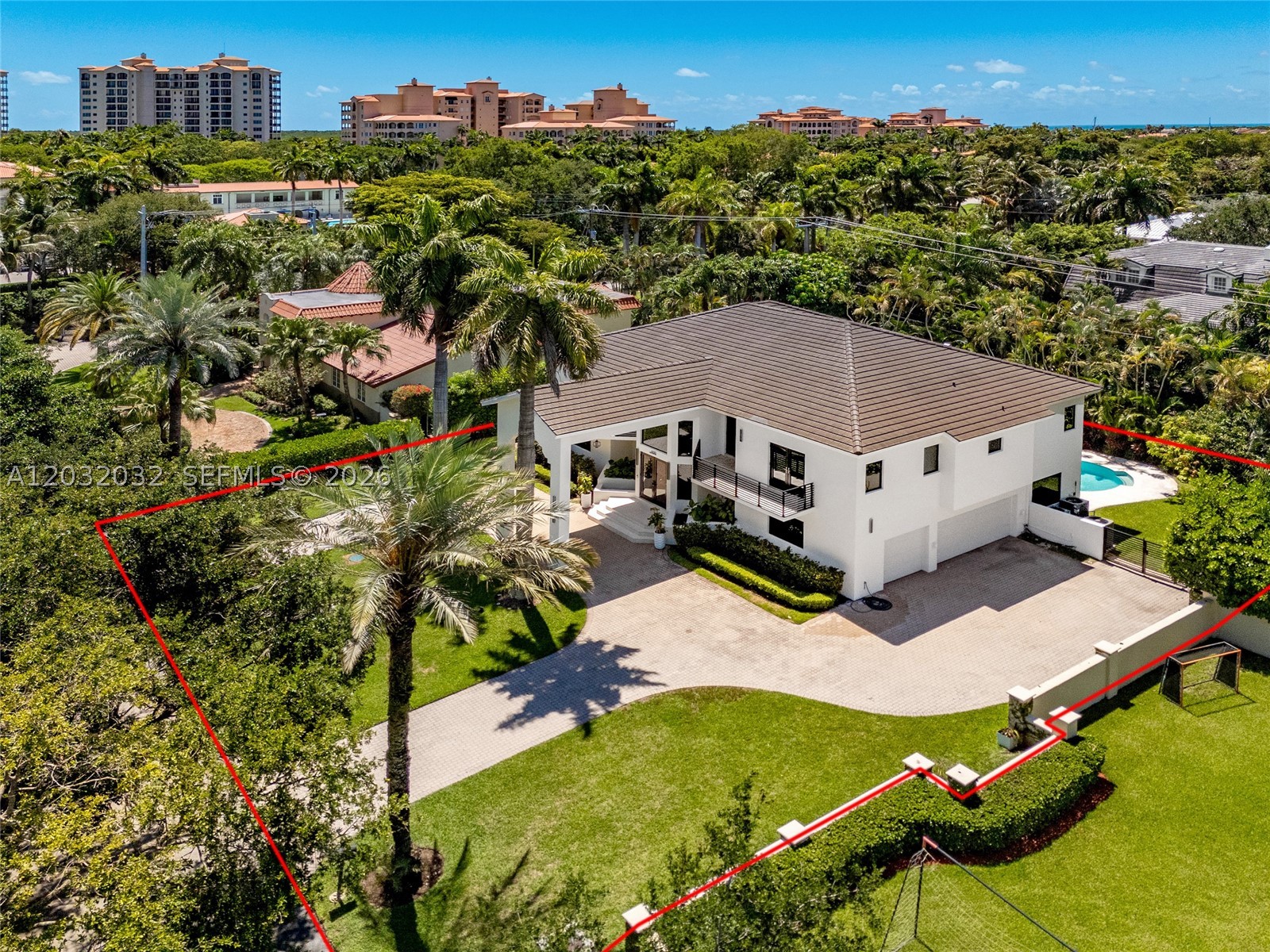 6220 SW 144th St, Coral Gables FL 33158