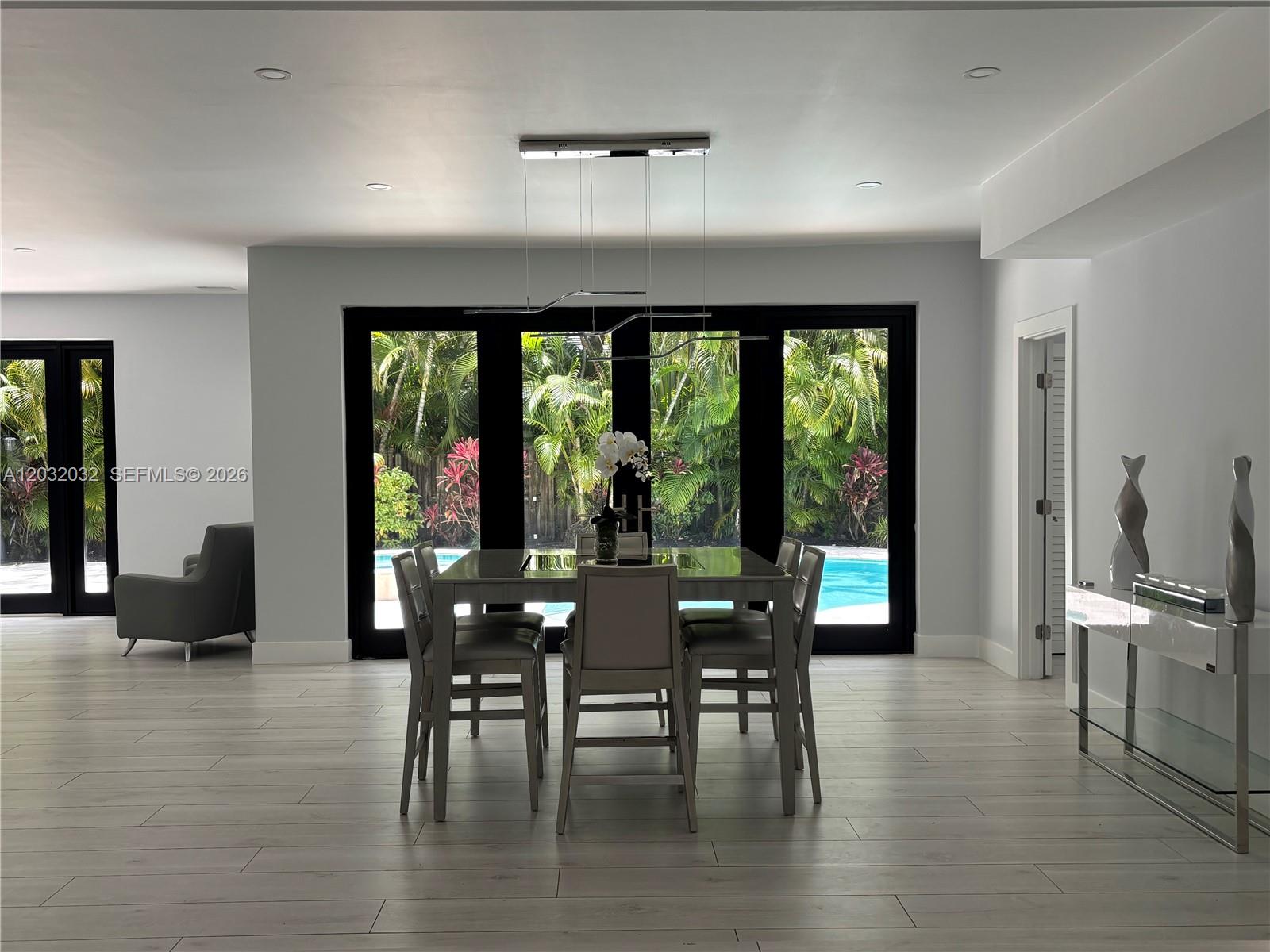 6220 SW 144th St, Coral Gables FL 33158