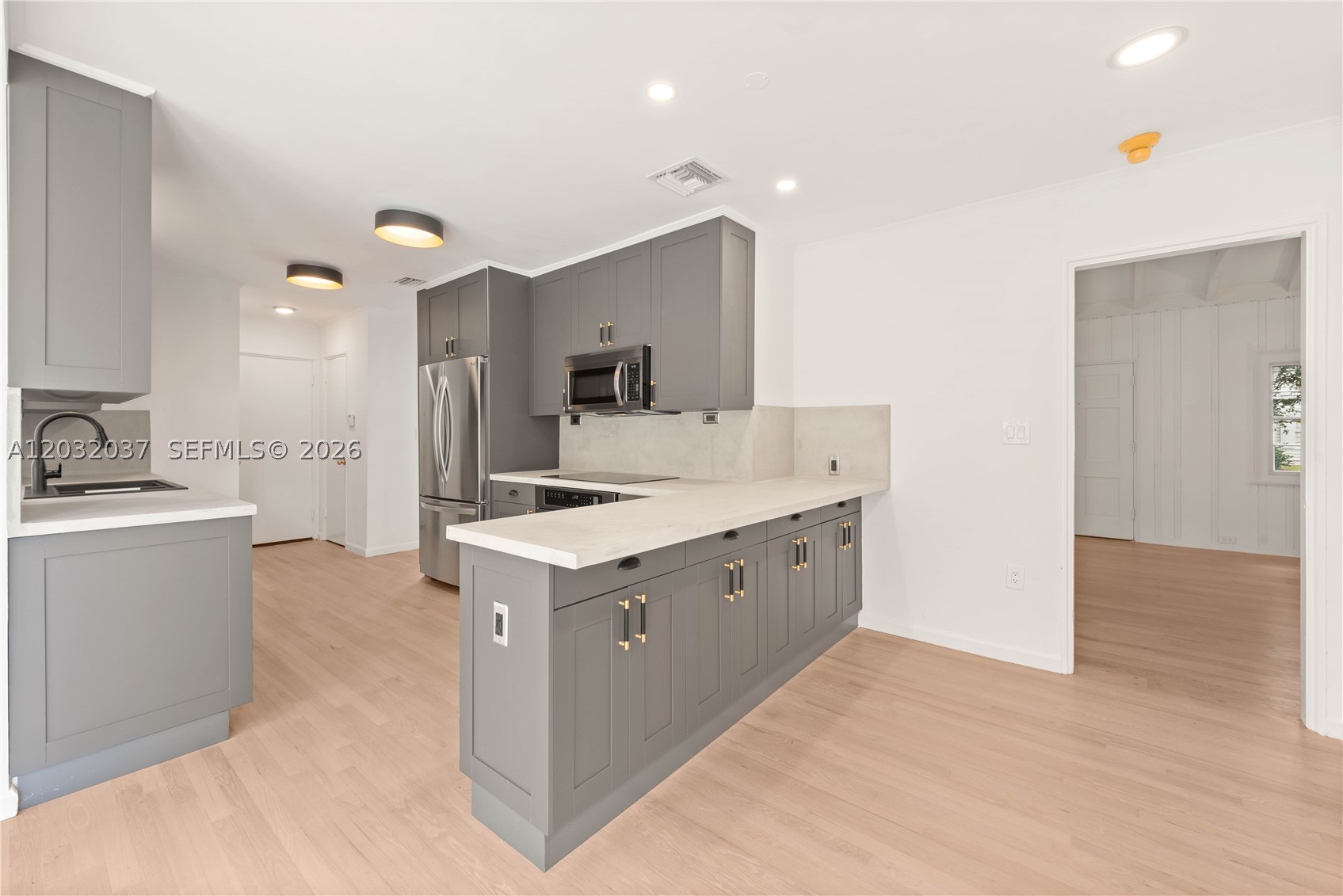 440 SW 29th Rd, Miami FL 33129