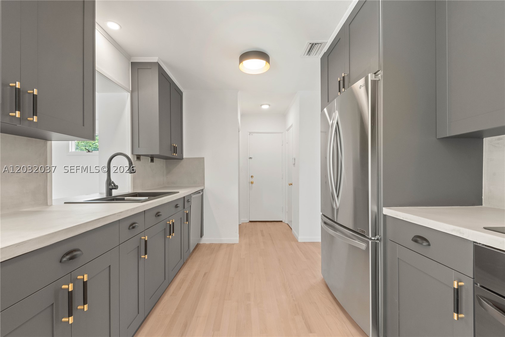 440 SW 29th Rd, Miami FL 33129