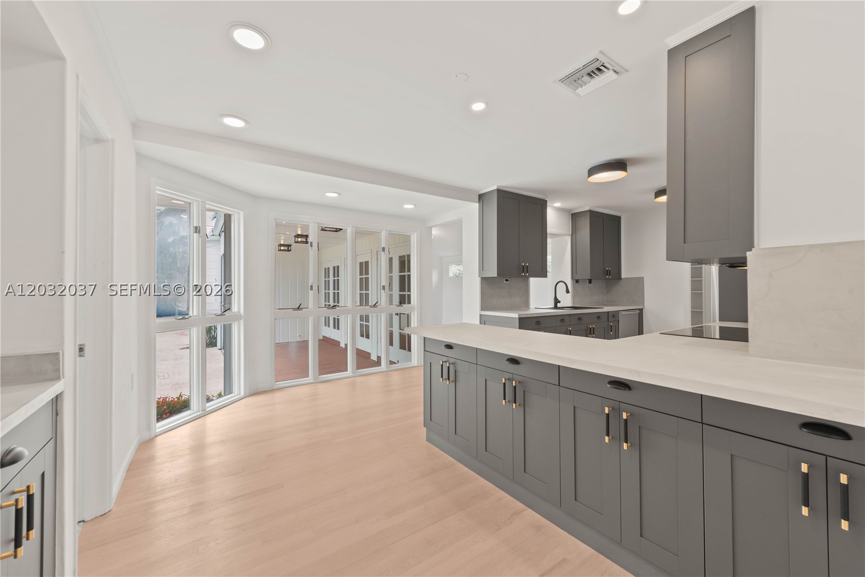 440 SW 29th Rd, Miami FL 33129