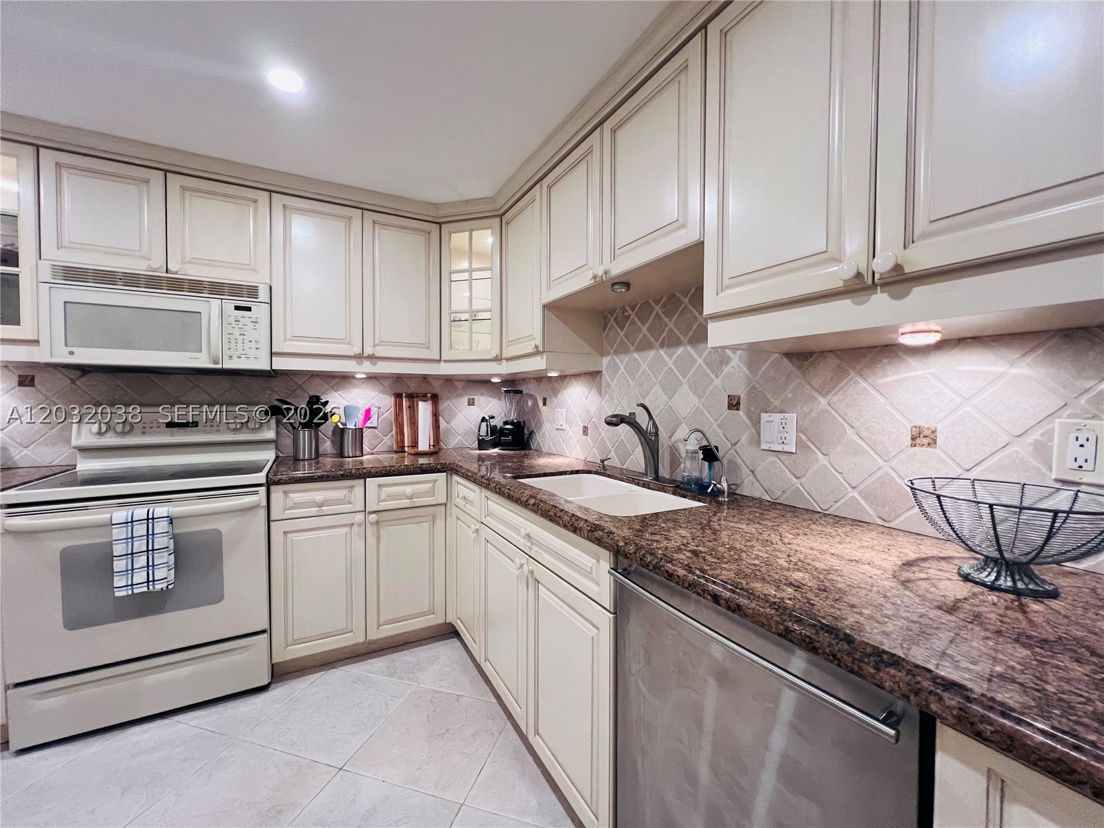 5000 N Ocean Blvd #1405, Lauderdale By The Sea FL 33308