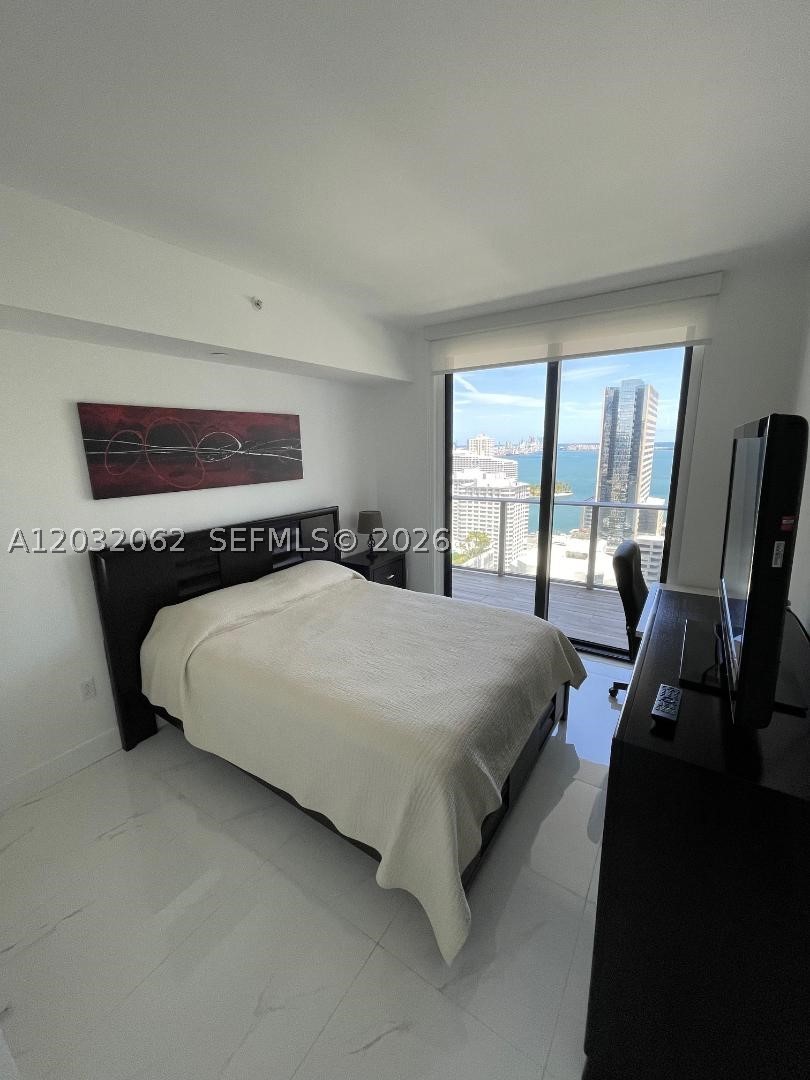 1010 Brickell Ave #2704, Miami FL 33131