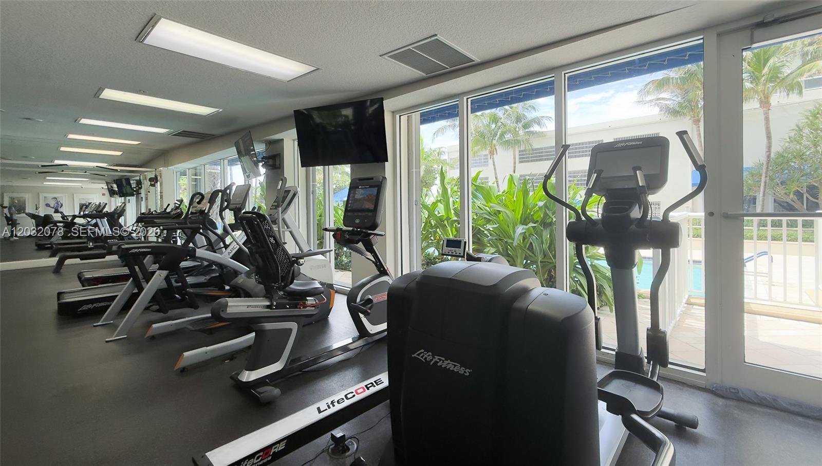 6051 N Ocean Dr #1501, Hollywood FL 33019