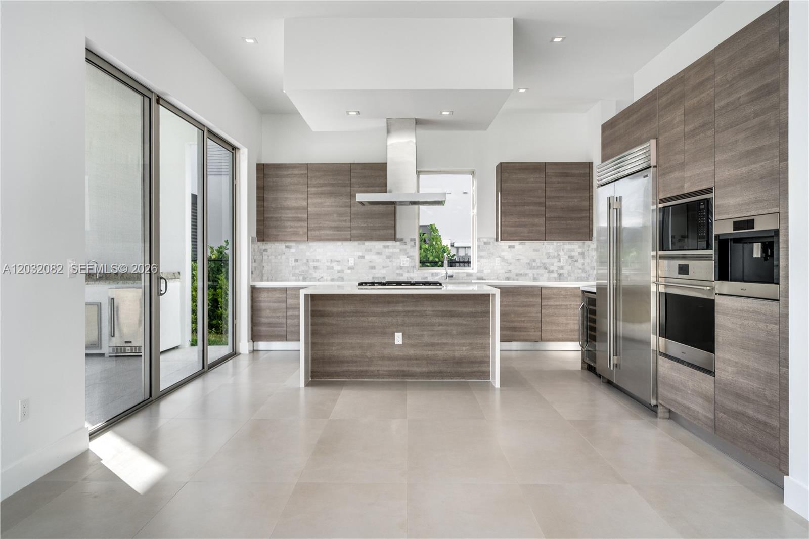 16720 N Botaniko Dr N, Weston FL 33326